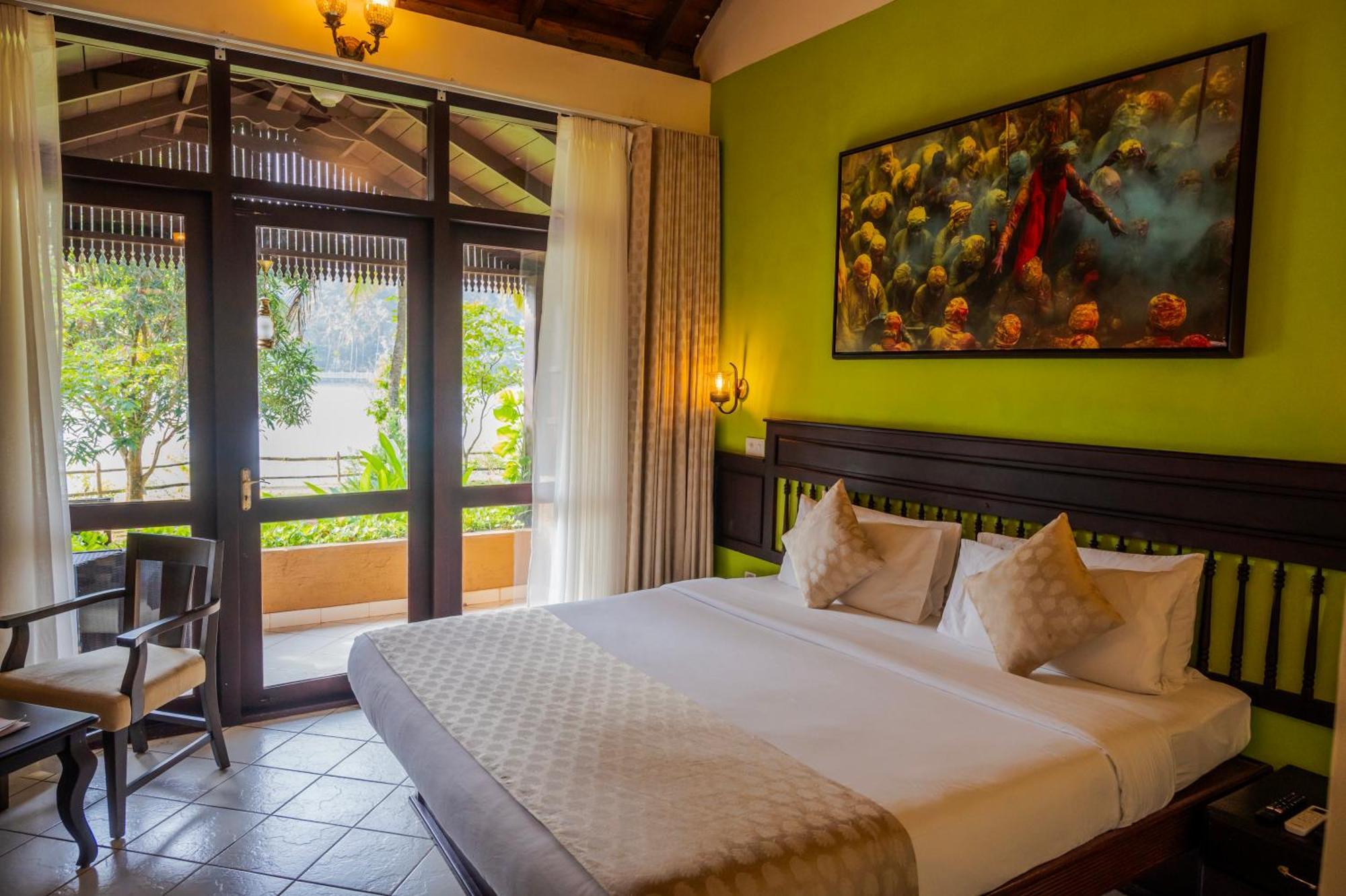 Fragrant Nature Backwater Resort & Ayurveda Spa Kollam Exterior photo