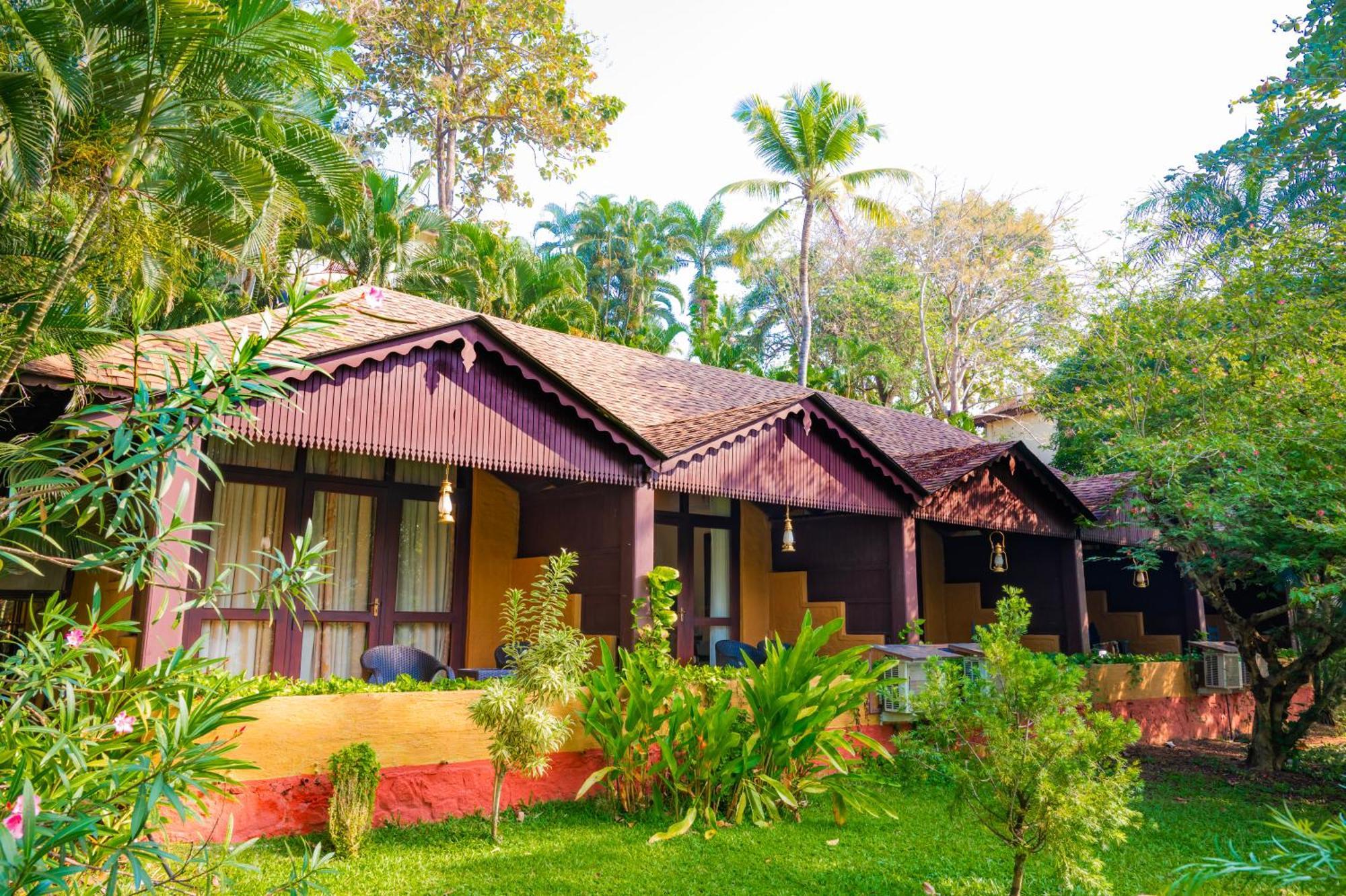Fragrant Nature Backwater Resort & Ayurveda Spa Kollam Exterior photo