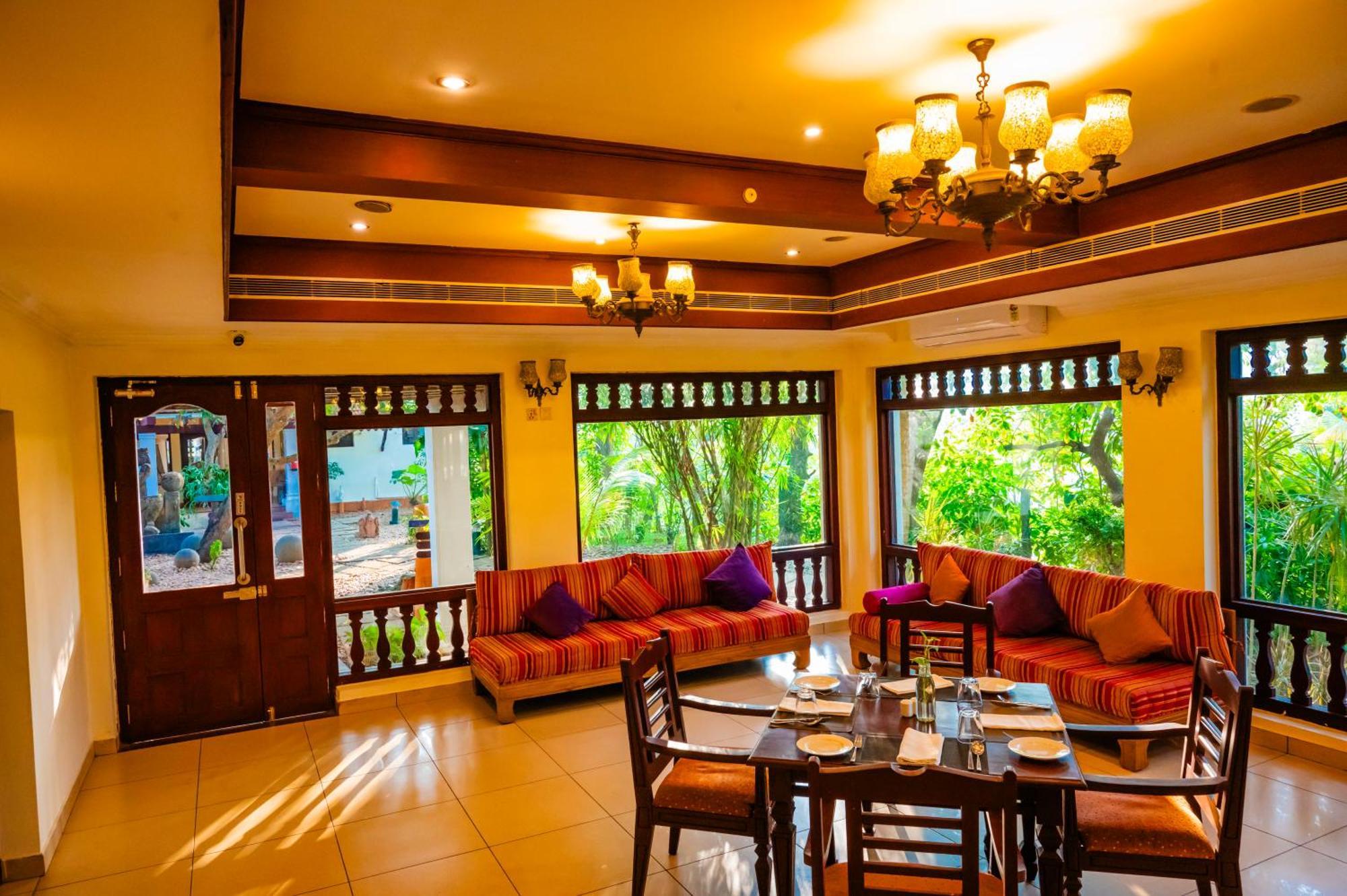 Fragrant Nature Backwater Resort & Ayurveda Spa Kollam Exterior photo