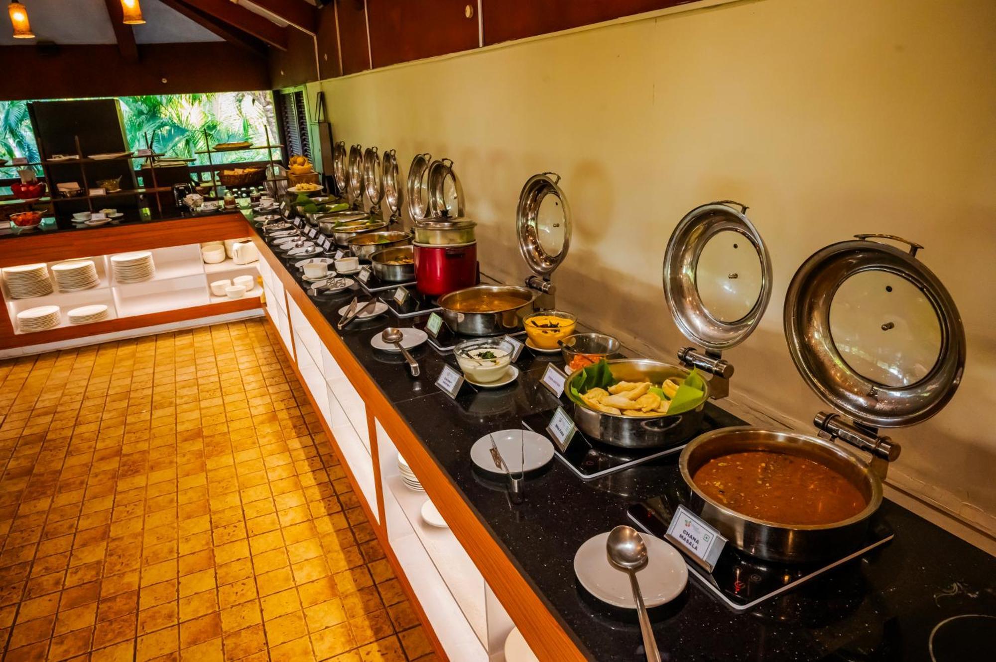 Fragrant Nature Backwater Resort & Ayurveda Spa Kollam Exterior photo